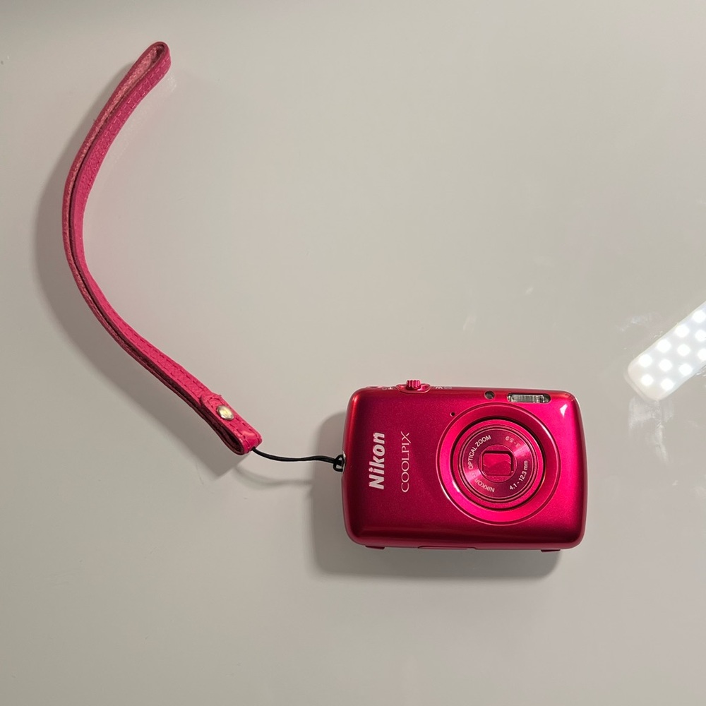 Nikon Coolpix S01 Pink Digital Camera